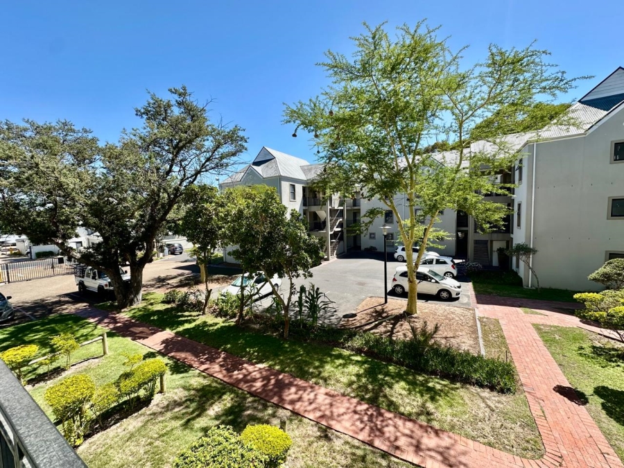 2 Bedroom Property for Sale in Silver Oaks Western Cape